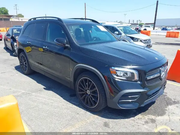 W1N4M4GB5NW206531 2022 MERCEDES-BENZ GLB - Image 1