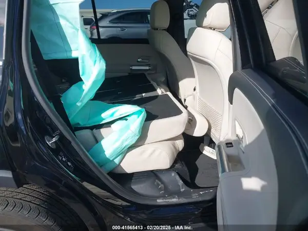 W1N4M4GB5NW241697 2022 MERCEDES-BENZ GLB - Image 8