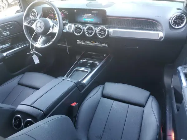 W1N4M4GB5SW407776 2025 MERCEDES-BENZ GLB - Image 8