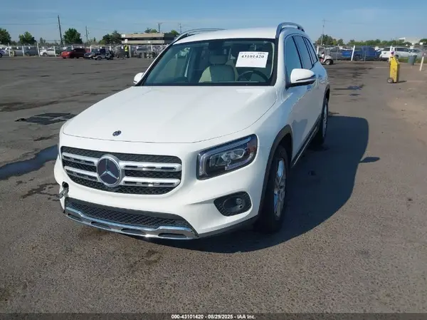 W1N4M4GB6LW050643 2020 MERCEDES-BENZ GLB - Image 2