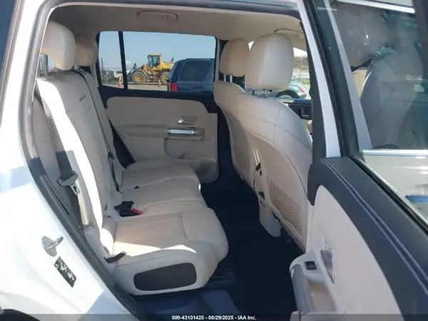 W1N4M4GB6LW050643 2020 MERCEDES-BENZ GLB - Image 8