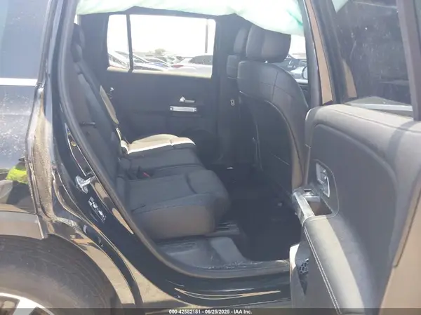 W1N4M4GB6MW120529 2021 MERCEDES-BENZ GLB - Image 8