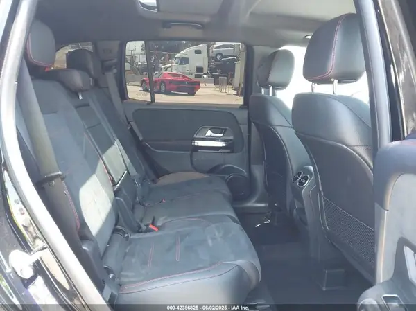 W1N4M4GB6NW183020 2022 MERCEDES-BENZ GLB - Image 8