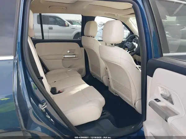 W1N4M4GB7LW022768 2020 MERCEDES-BENZ GLB - Image 8