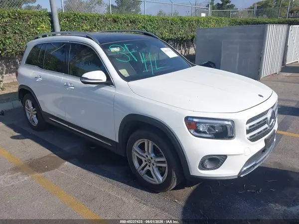 W1N4M4GB7MW095320 2021 MERCEDES-BENZ GLB - Image 1