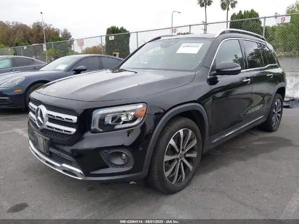 W1N4M4GB7MW101181 2021 MERCEDES-BENZ GLB - Image 2