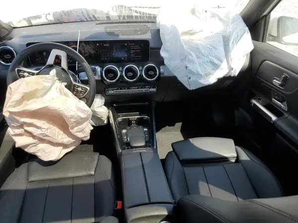 W1N4M4GB7MW106221 2021 MERCEDES-BENZ GLB - Image 8