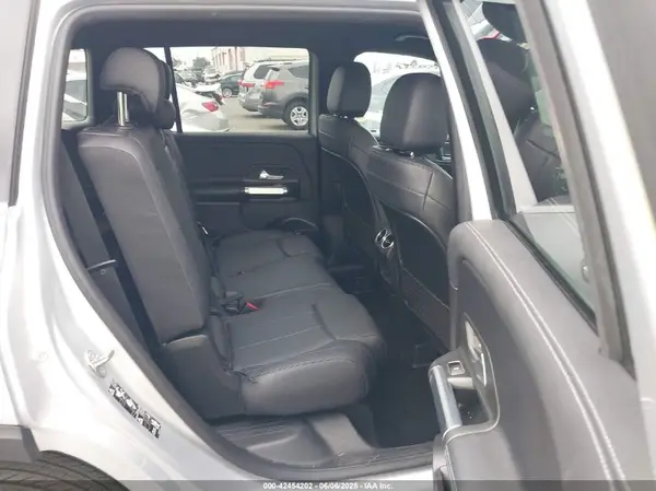 W1N4M4GB7MW114321 2021 MERCEDES-BENZ GLB - Image 8