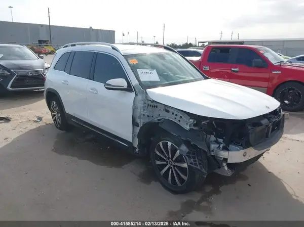 W1N4M4GB7NW174360 2022 MERCEDES-BENZ GLB - Image 1
