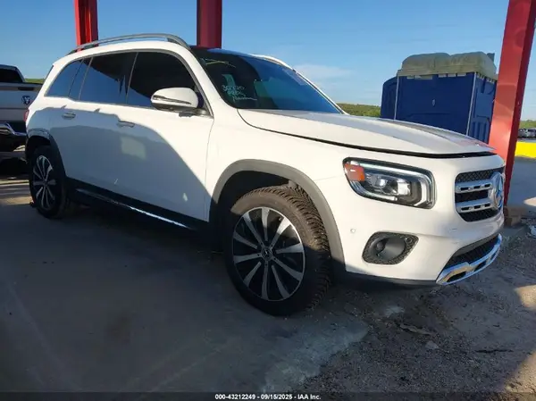 W1N4M4GB7NW189926 2022 MERCEDES-BENZ GLB - Image 1