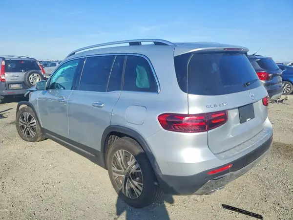 W1N4M4GB7RW380400 2024 MERCEDES-BENZ GLB - Image 2