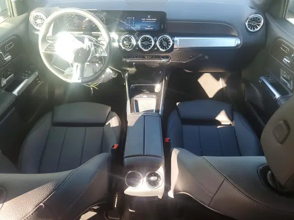 W1N4M4GB7RW380400 2024 MERCEDES-BENZ GLB - Image 8