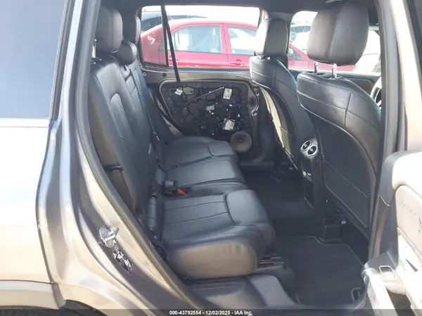 W1N4M4GB8LW034170 2020 MERCEDES-BENZ GLB - Image 8