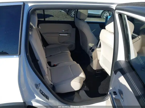 W1N4M4GB8LW048604 2020 MERCEDES-BENZ GLB - Image 8