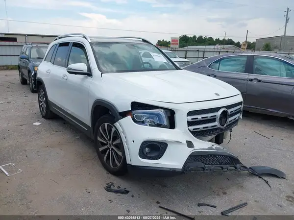W1N4M4GB8MW093284 2021 MERCEDES-BENZ GLB - Image 1