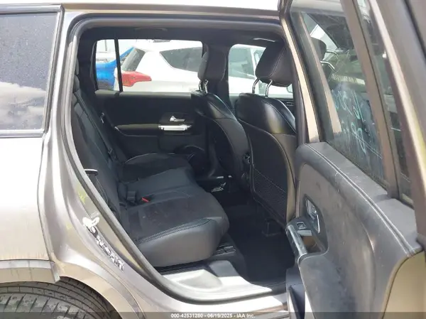 W1N4M4GB8MW107491 2021 MERCEDES-BENZ GLB - Image 8