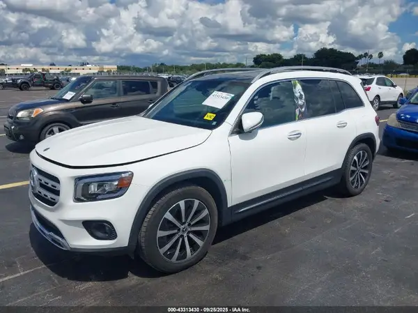 W1N4M4GB8MW127207 2021 MERCEDES-BENZ GLB - Image 2