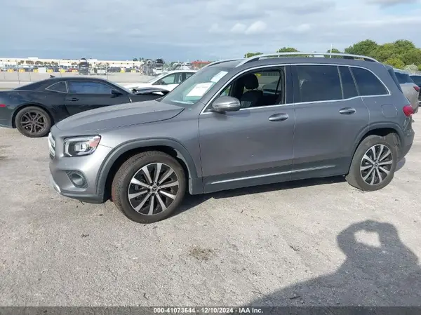 W1N4M4GB8NW257554 2022 MERCEDES-BENZ GLB - Image 2