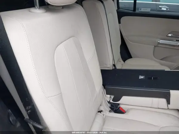 W1N4M4GB8SW408582 2025 MERCEDES-BENZ GLB - Image 8