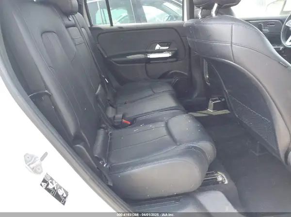 W1N4M4GB9LW032007 2020 MERCEDES-BENZ GLB - Image 8
