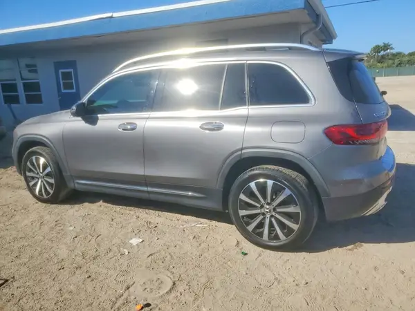 W1N4M4GB9MW077613 2021 MERCEDES-BENZ GLB - Image 2