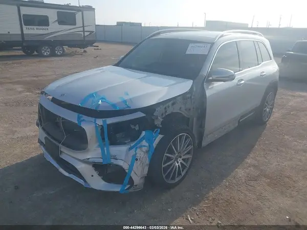W1N4M4GB9MW134893 2021 MERCEDES-BENZ GLB - Image 2