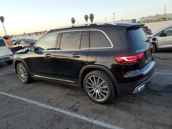 W1N4M4GB9NW182377 2022 MERCEDES-BENZ GLB - Image 2