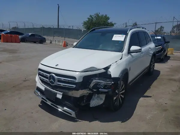 W1N4M4GB9NW236972 2022 MERCEDES-BENZ GLB - Image 2