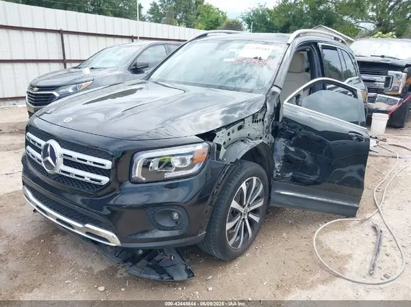 W1N4M4GB9NW239418 2022 MERCEDES-BENZ GLB - Image 2