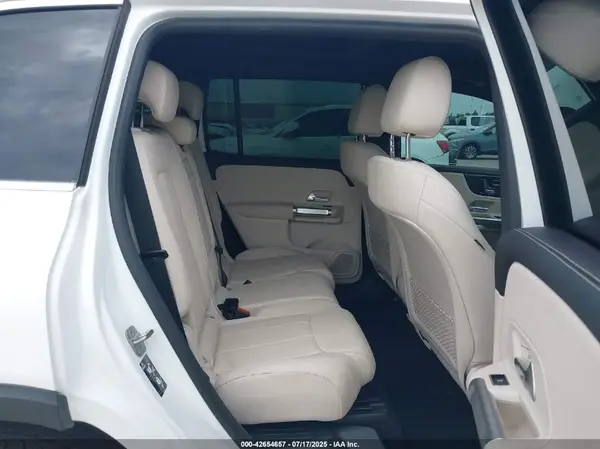 W1N4M4GB9RW355451 2024 MERCEDES-BENZ GLB - Image 8
