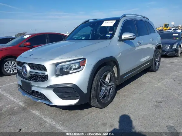 W1N4M4GBXLW050581 2020 MERCEDES-BENZ GLB - Image 2
