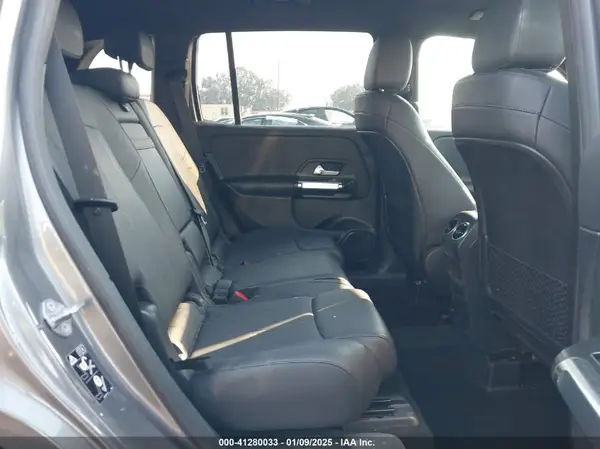 W1N4M4GBXMW105614 2021 MERCEDES-BENZ GLB - Image 8