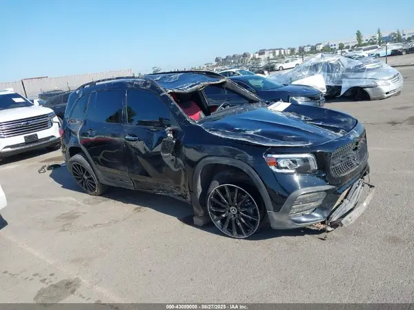 W1N4M4GBXMW114863 2021 MERCEDES-BENZ GLB - Image 1