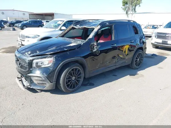 W1N4M4GBXMW114863 2021 MERCEDES-BENZ GLB - Image 2