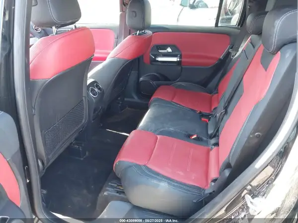 W1N4M4GBXMW114863 2021 MERCEDES-BENZ GLB - Image 8