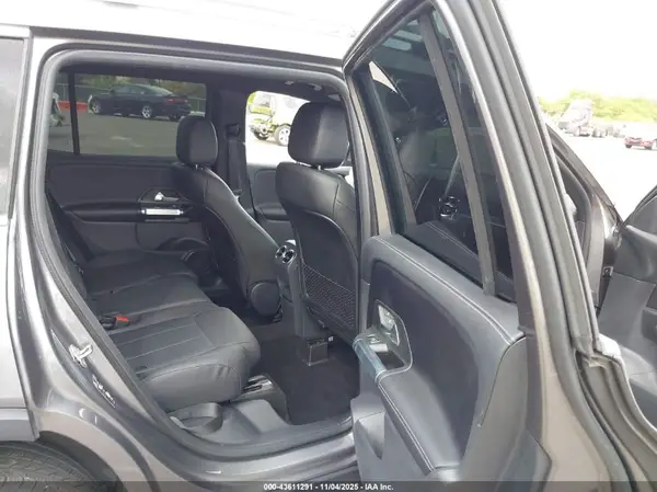 W1N4M4GBXPW261303 2023 MERCEDES-BENZ GLB - Image 8