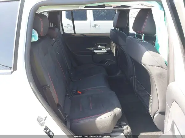 W1N4M4GBXPW301251 2023 MERCEDES-BENZ GLB - Image 8