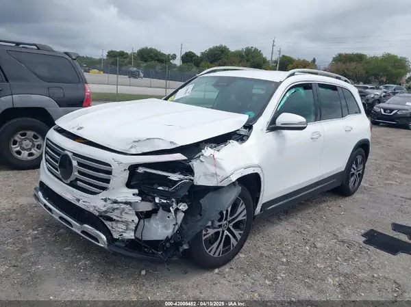 W1N4M4GBXRW347049 2024 MERCEDES-BENZ GLB - Image 2