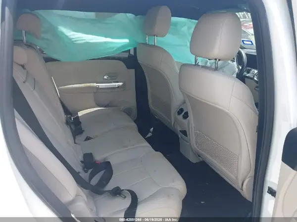 W1N4M4GBXRW353241 2024 MERCEDES-BENZ GLB - Image 8