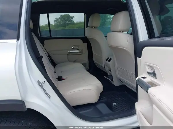 W1N4M4GBXRW380620 2024 MERCEDES-BENZ GLB - Image 8