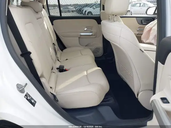 W1N4M4HB0LW014574 2020 MERCEDES-BENZ GLB - Image 8