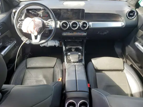 W1N4M4HB0LW036557 2020 MERCEDES-BENZ GLB - Image 8