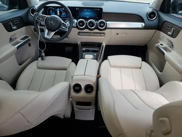 W1N4M4HB0MW088367 2021 MERCEDES-BENZ GLB - Image 8
