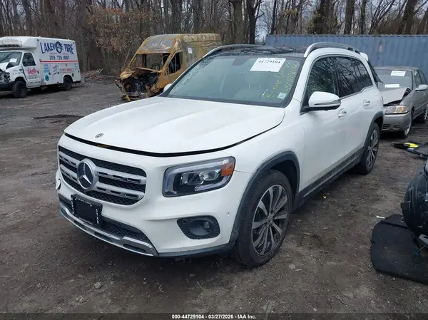 W1N4M4HB0MW152908 2021 MERCEDES-BENZ GLB - Image 2