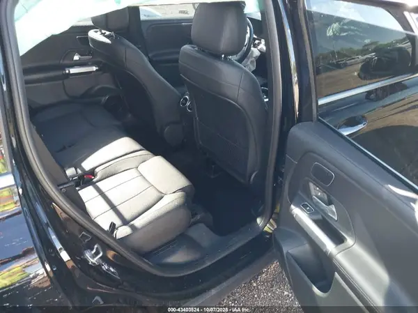 W1N4M4HB0MW154030 2021 MERCEDES-BENZ GLB - Image 8