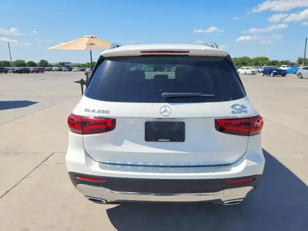 2022 MERCEDES-BENZ GLB COPART lot 60822386 auction photo 6
