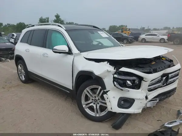 W1N4M4HB0NW202806 2022 MERCEDES-BENZ GLB - Image 1
