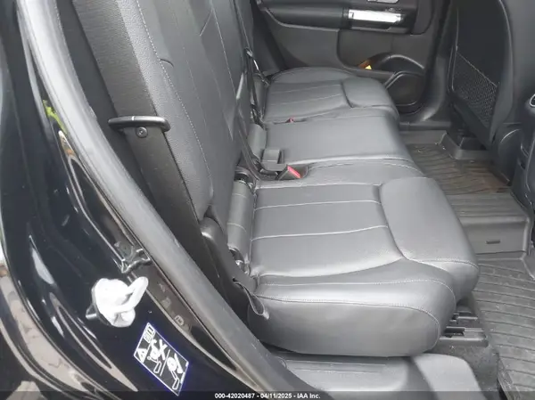 W1N4M4HB2LW045633 2020 MERCEDES-BENZ GLB - Image 8