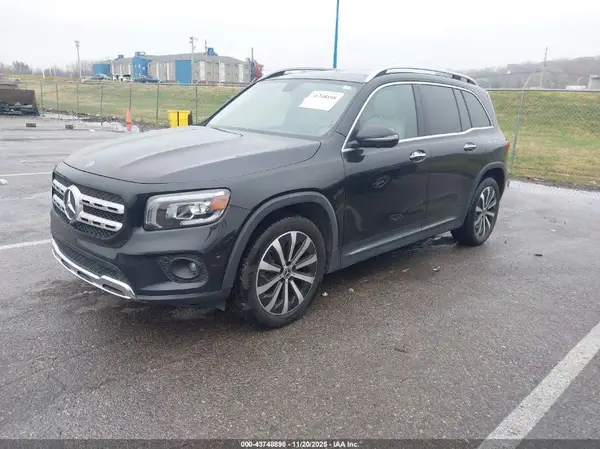 W1N4M4HB2LW056213 2020 MERCEDES-BENZ GLB - Image 2