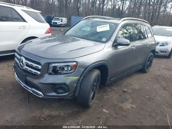 W1N4M4HB2MW102365 2021 MERCEDES-BENZ GLB - Image 2